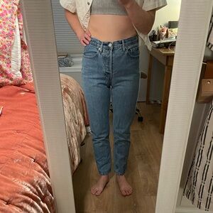 Everlane The Cheeky Jean